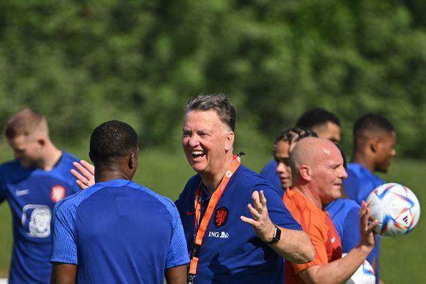 lol竞猜-范加尔橙色内裤迷信庇佑橙衣军,其妻担忧老帅癌症