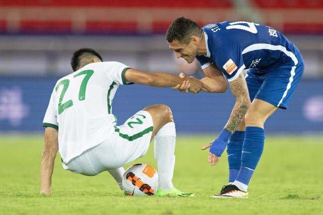 英雄联盟竞猜-三镇哀兵出击中盘决战 斯坦丘携三将演绎伤病疑云